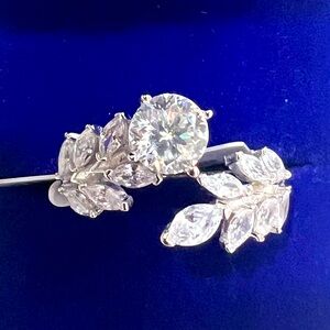 New Adjustable Silver Moissanite Leaf Ring
